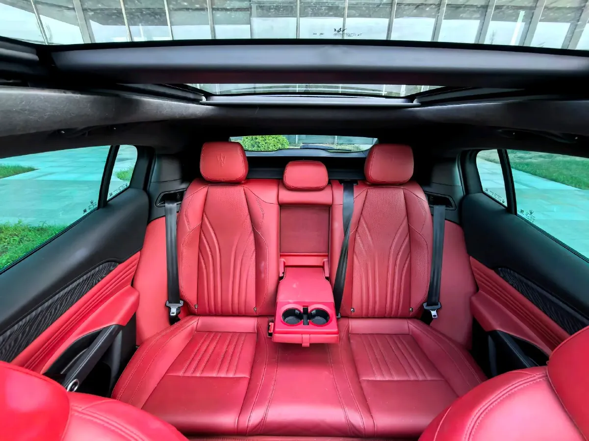 2023 Maserati Grecale 2.0T 300HP L4 8AT,autocango,china used car exporter,china ev exporter,chinese used car exporter,chinese used ev exporter