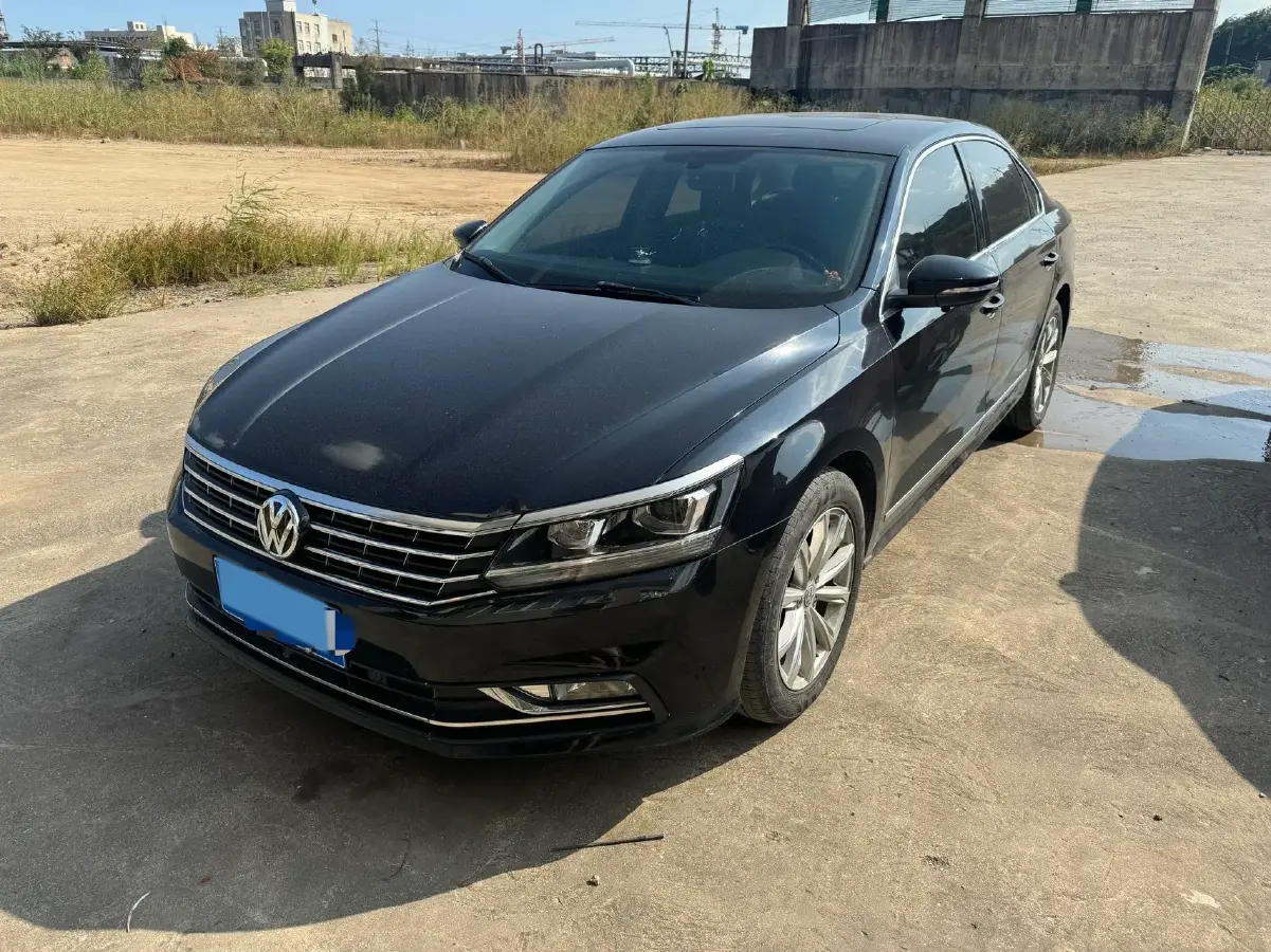 2017 Volkswagen Passat 1.8T 180HP L4 7DCT