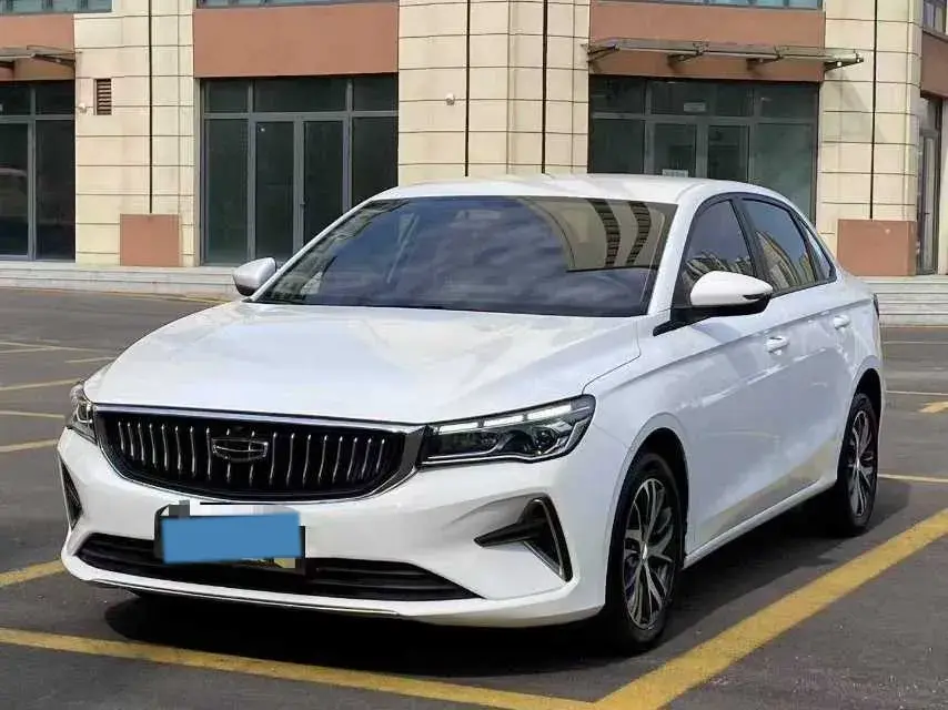 2025 Geely Emgrand 1.5L 127HP L4 5MT