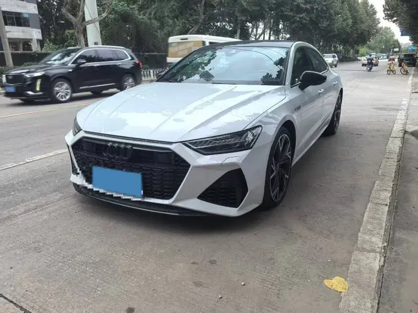 2022 Audi A7L 2.0T 245HP L4 7DCT