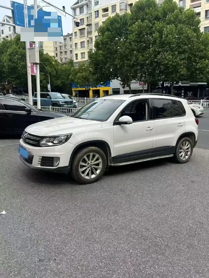 2016 Volkswagen Tiguan 1.4T 150HP L4 6DCT