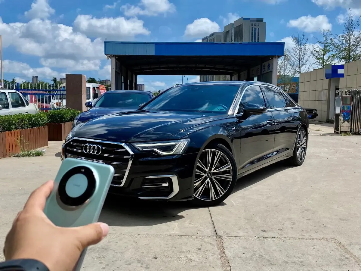 2023 Audi A6L 2.0T 190HP L4 7DCT