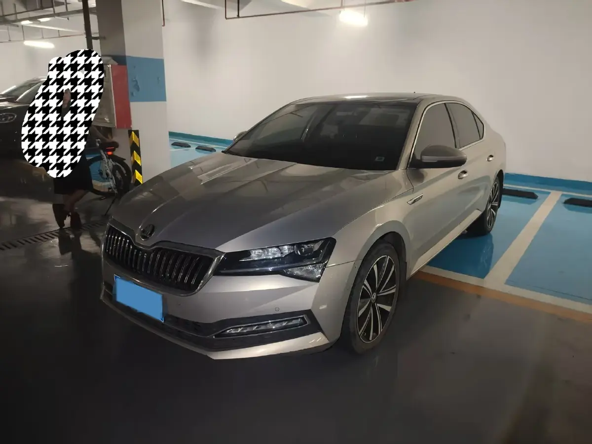 2022 Skoda Superb 1.4T 150HP L4 7DCT