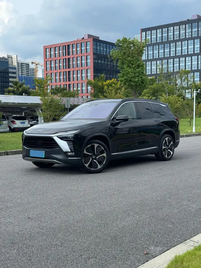 2020 NIO ES8 BEV 70KWH