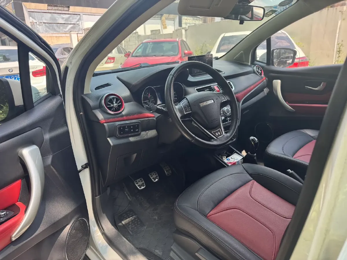 2016 Haval H1 1.5L 106HP L4 5MT,autocango,china used car exporter,china ev exporter,chinese used car exporter,chinese used ev exporter