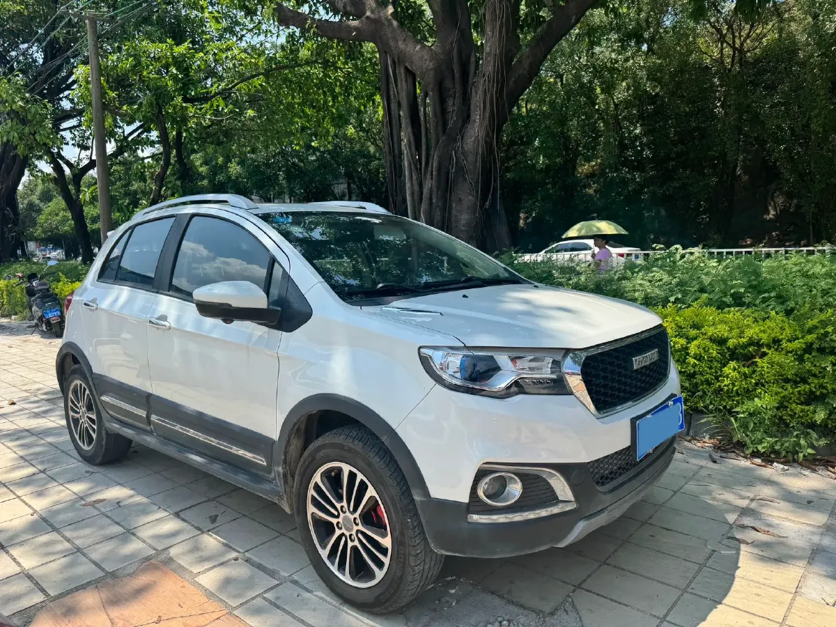 2016 Haval H1 1.5L 106HP L4 5MT,autocango,china used car exporter,china ev exporter,chinese used car exporter,chinese used ev exporter
