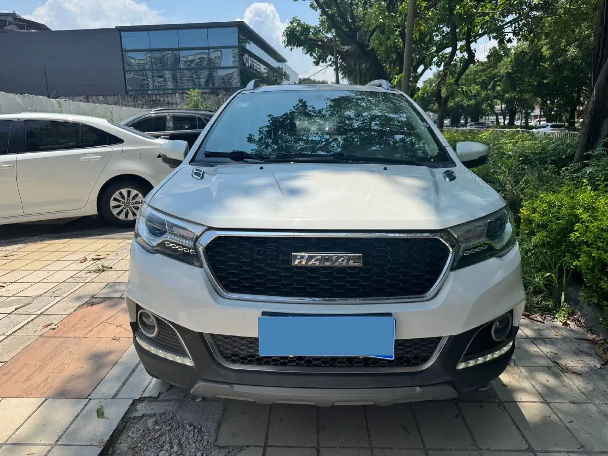 2016 Haval H1 1.5L 106HP L4 5MT,autocango,china used car exporter,china ev exporter,chinese used car exporter,chinese used ev exporter