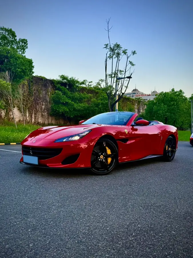 2018 Ferrari Portofino 3.9T 600HP V8 7DCT