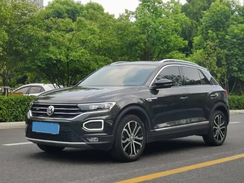 2019 Volkswagen T-Roc 1.4T 150HP L4 7DCT