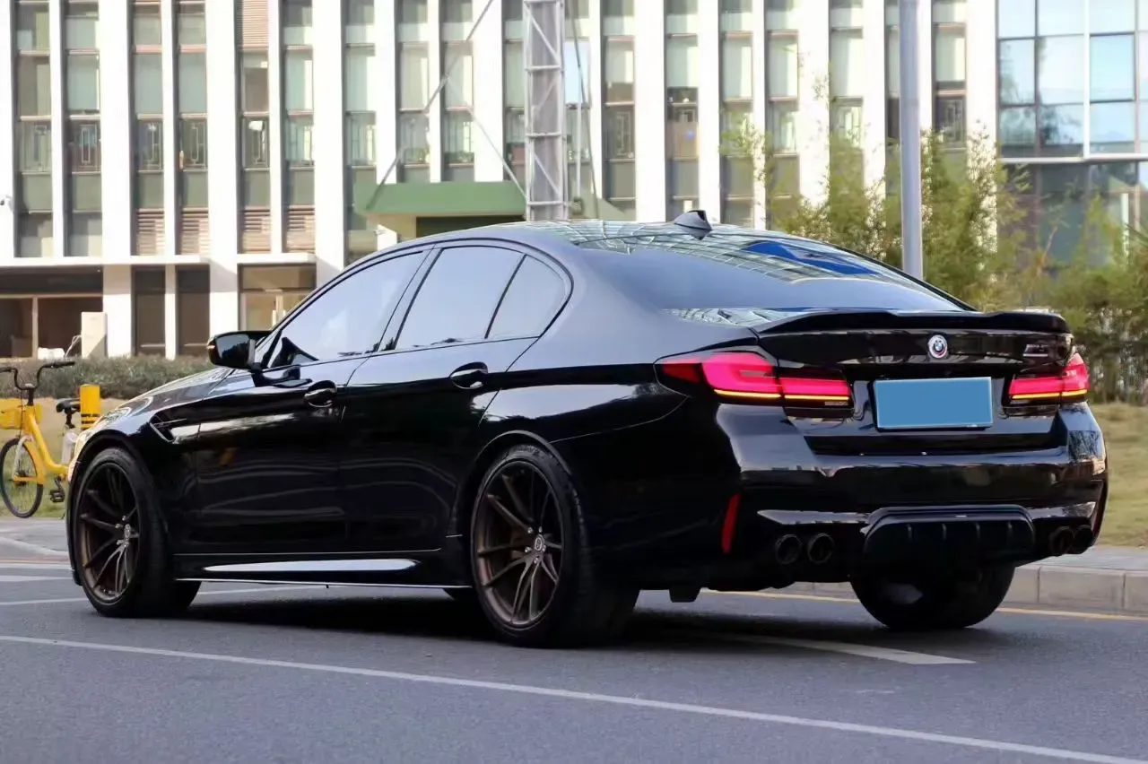 2021 BMW M5 4.4T 600HP V8 8AT,autocango,china used car exporter,china ev exporter,chinese used car exporter,chinese used ev exporter