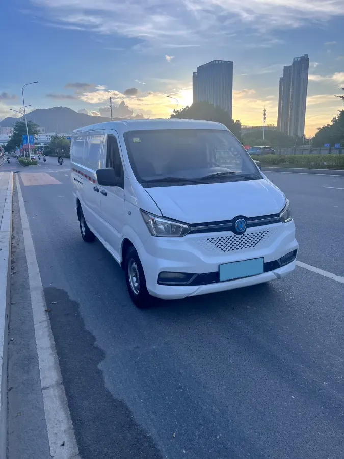 2020 DongFeng Aeolus YiXuan EV BEV 47.7KWH,autocango,china used car exporter,china ev exporter,chinese used car exporter,chinese used ev exporter