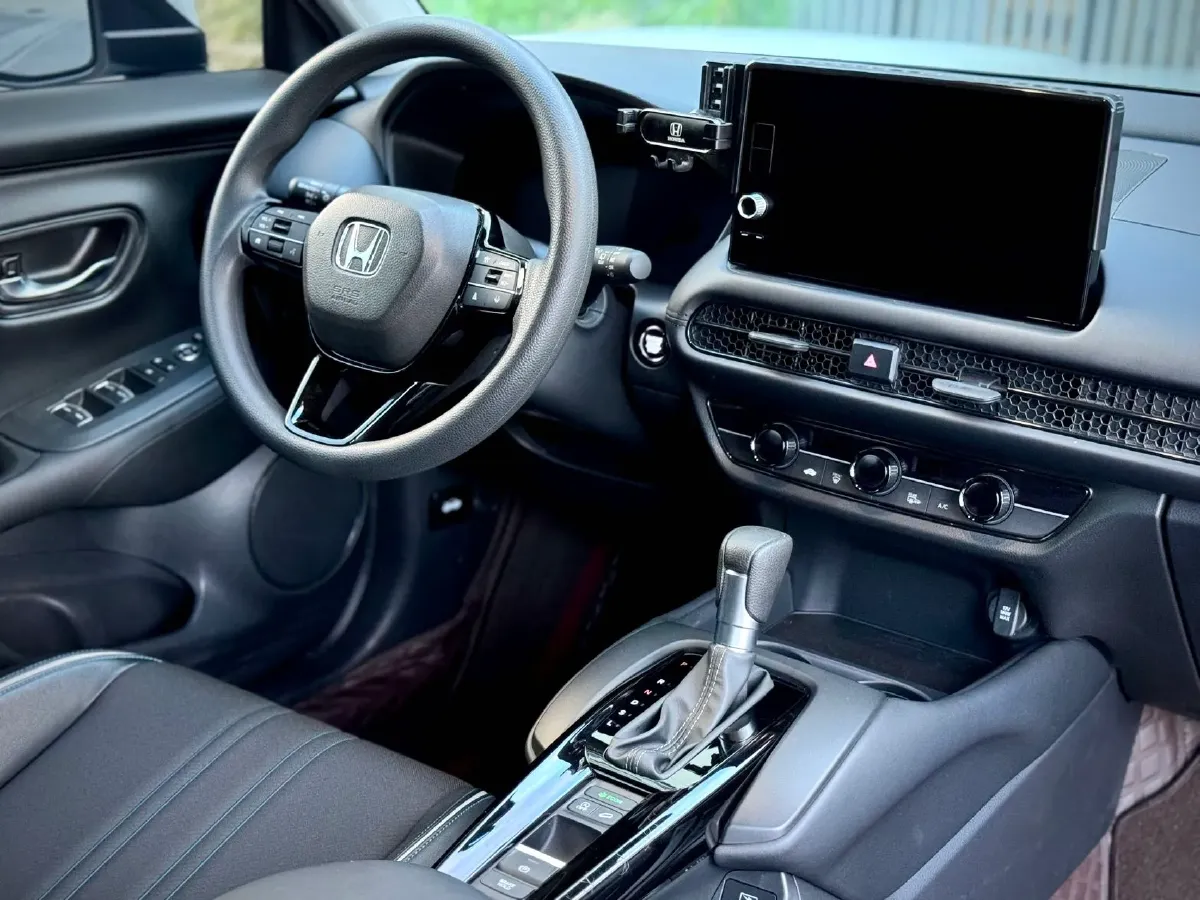 2023 Honda HR-V 1.5T 182HP L4 CVT,autocango,china used car exporter,china ev exporter,chinese used car exporter,chinese used ev exporter