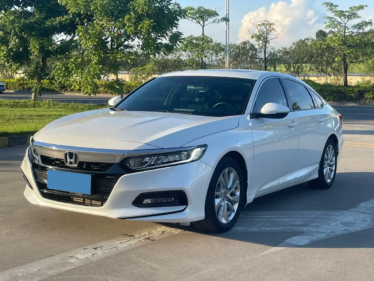 2018 Honda Accord 1.5T 194HP L4 CVT