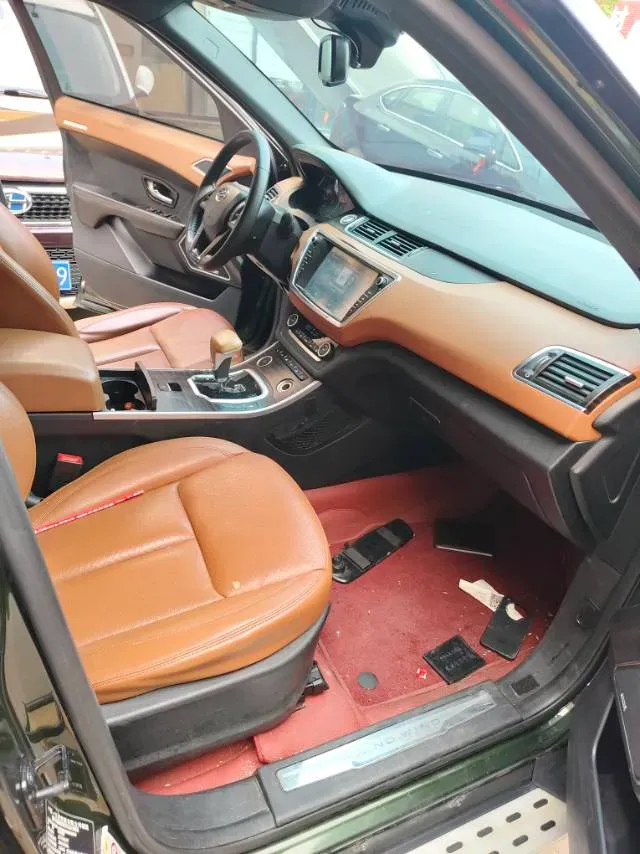 2018 Landwind X7 1.5T 163HP L4 8AT,autocango,china used car exporter,china ev exporter,chinese used car exporter,chinese used ev exporter