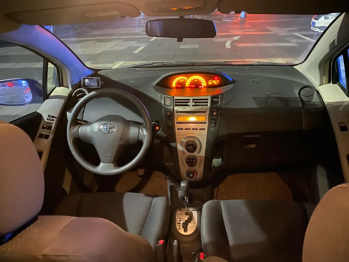 2008 Toyota Yaris 1.6L 118HP L4 4AT,autocango,china used car exporter,china ev exporter,chinese used car exporter,chinese used ev exporter