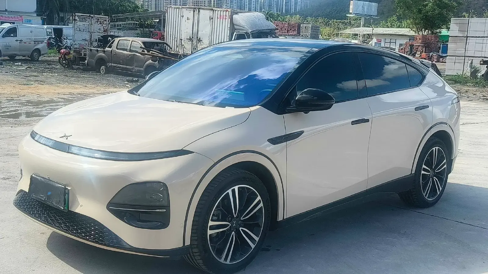 2023 Xpeng G6 BEV 87.5KWH