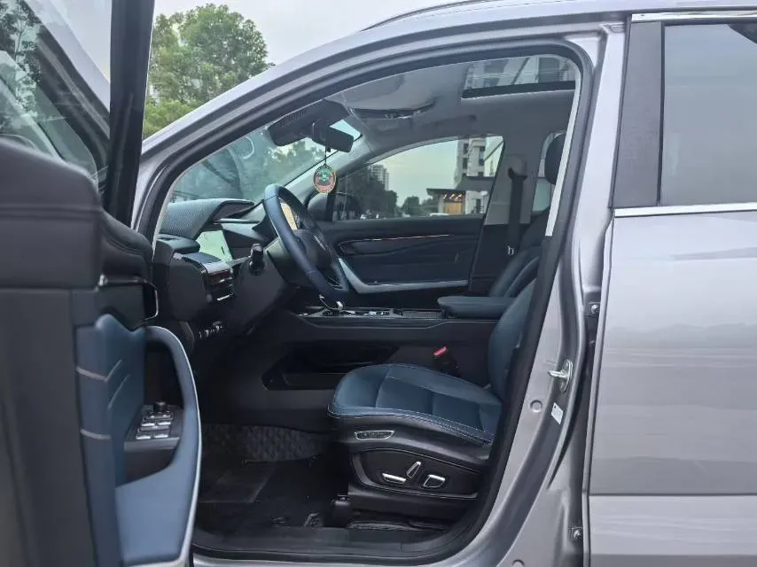 2023 Livan 9 BEV 66.57KWH,autocango,china used car exporter,china ev exporter,chinese used car exporter,chinese used ev exporter