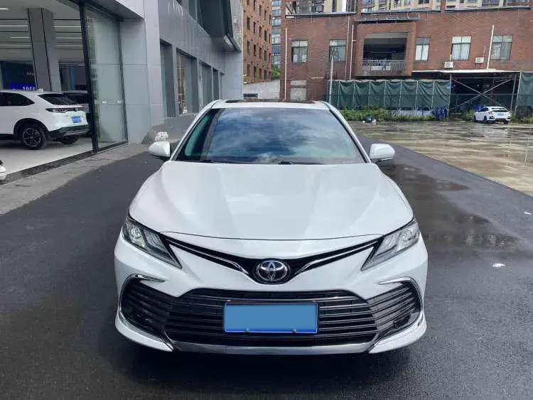 2021 TOYOTA CAMRY thumbnail 2