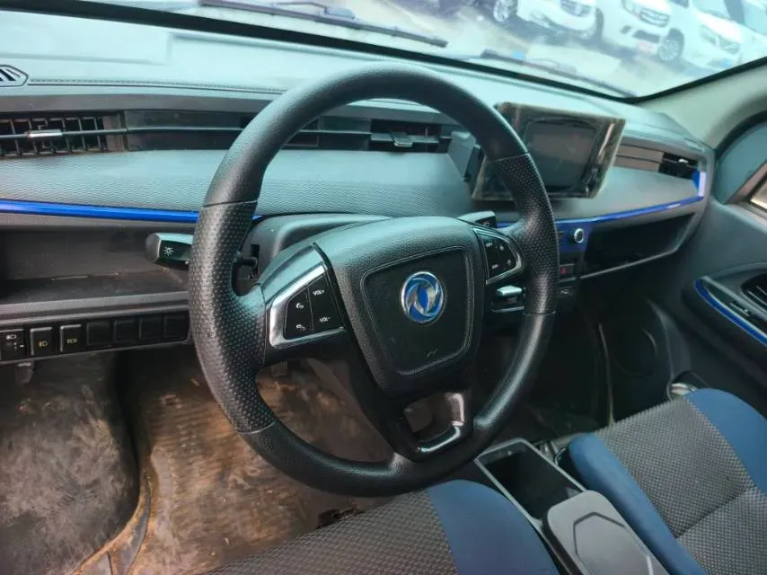 2024 Dongfeng YuFengEM27 BEV 41.472KWH,autocango,china used car exporter,china ev exporter,chinese used car exporter,chinese used ev exporter