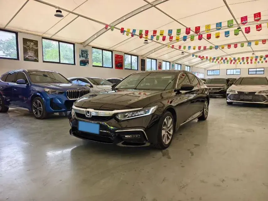 2019 Honda Inspire 1.5T 194HP L4 CVT