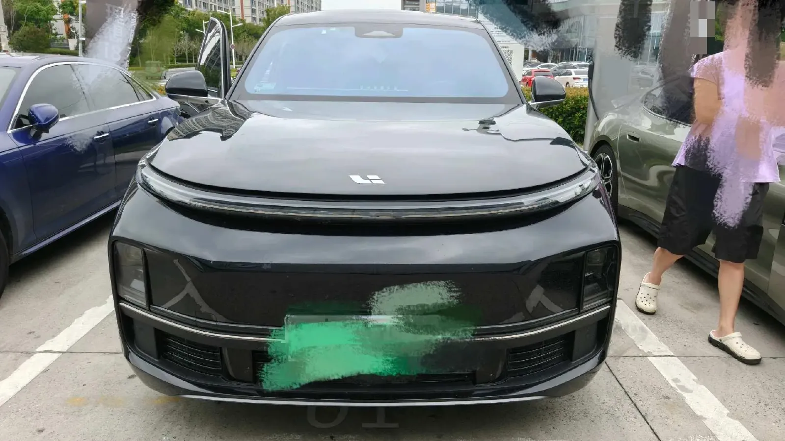 2023 Li L8 Range Extended 154HP REEV 40.9KWH,autocango,china used car exporter,china ev exporter,chinese used car exporter,chinese used ev exporter