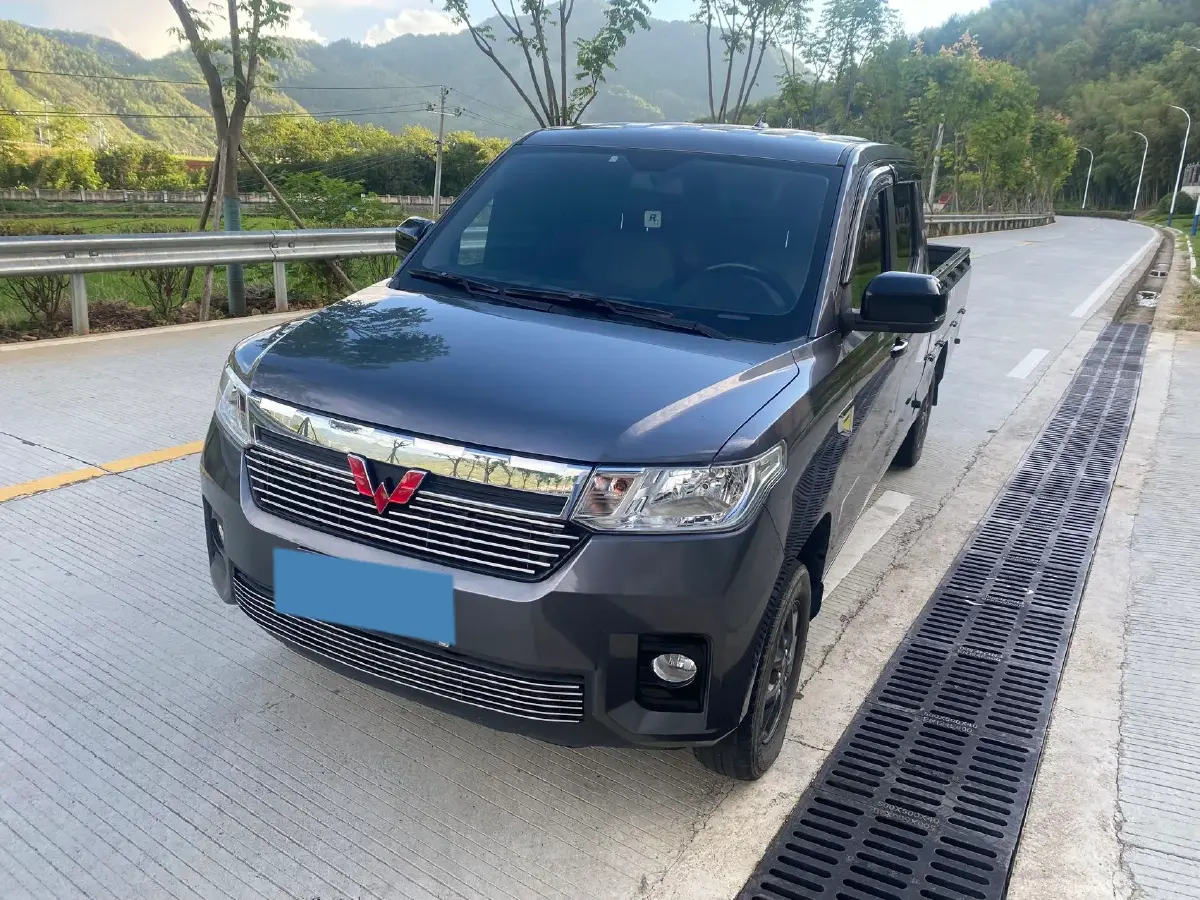 2021 WuLing ZhentTu 1.5L 99HP L4 5MT