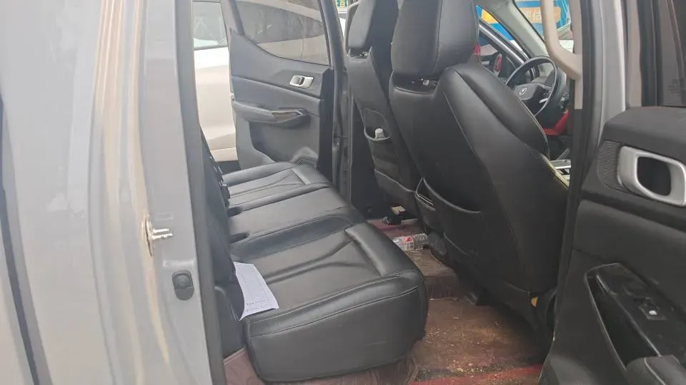 2024 ChangAn Hunter 2.0T 190HP L4 REEV 31.18KWH,autocango,china used car exporter,china ev exporter,chinese used car exporter,chinese used ev exporter