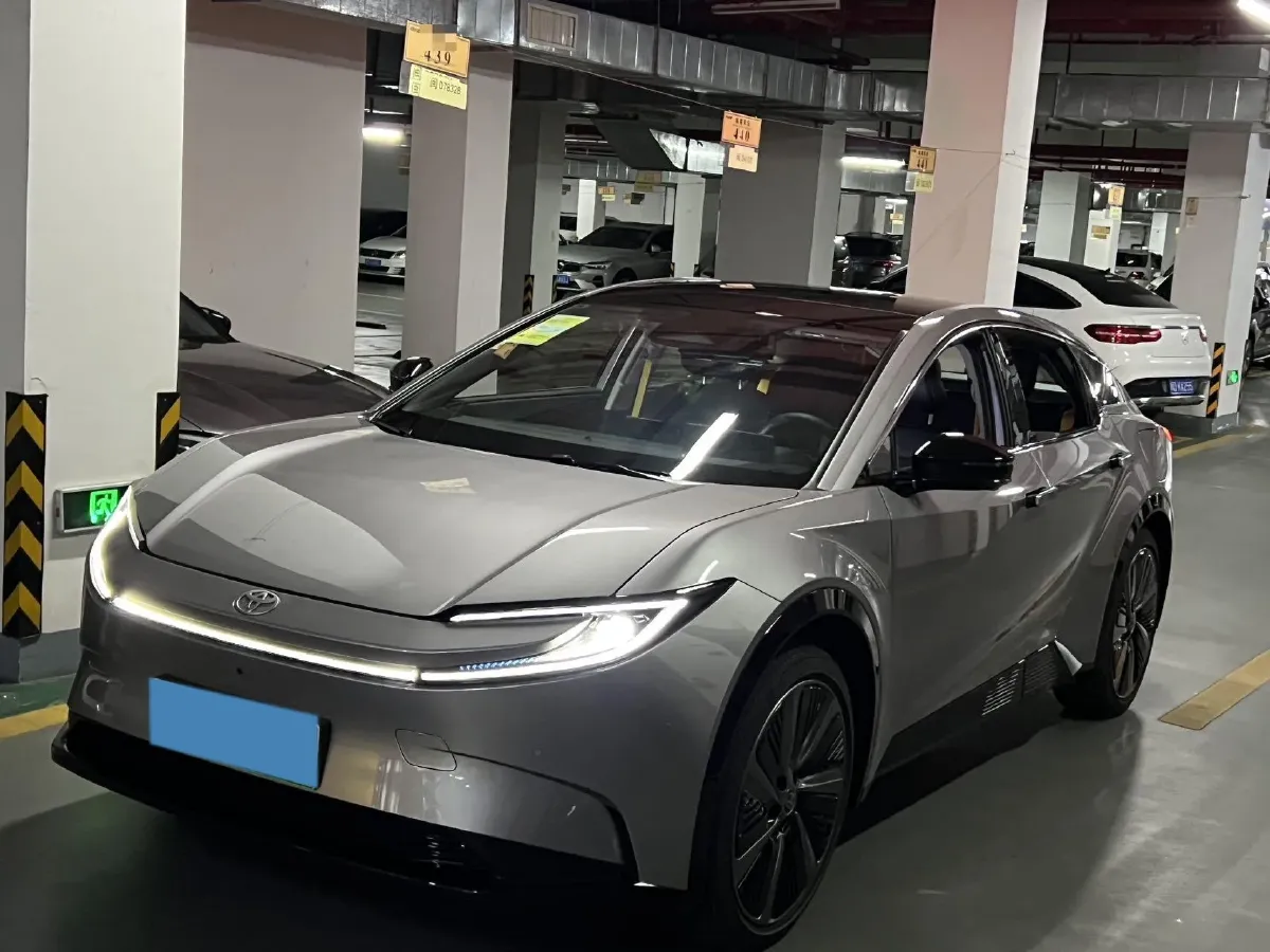 2025 Toyota bZ5 BEV,autocango,china used car exporter,china ev exporter,chinese used car exporter,chinese used ev exporter