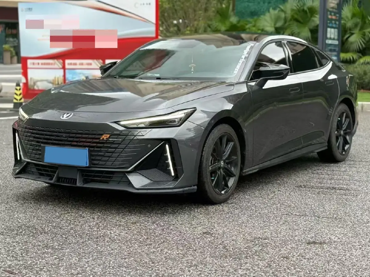 2023 ChangAn UNI-V 1.5T 188HP L4 7DCT