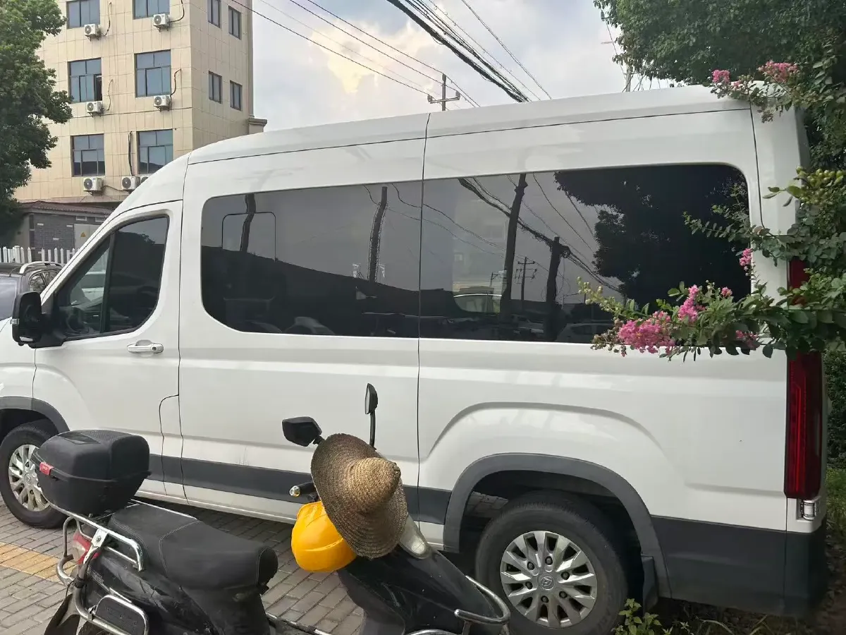 2021 MAXUS V90 RV 2.0T 148HP L4 6AT,autocango,china used car exporter,china ev exporter,chinese used car exporter,chinese used ev exporter