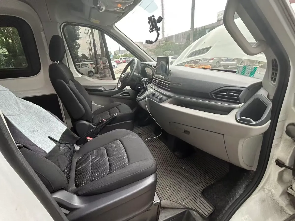 2021 MAXUS V90 RV 2.0T 148HP L4 6AT,autocango,china used car exporter,china ev exporter,chinese used car exporter,chinese used ev exporter