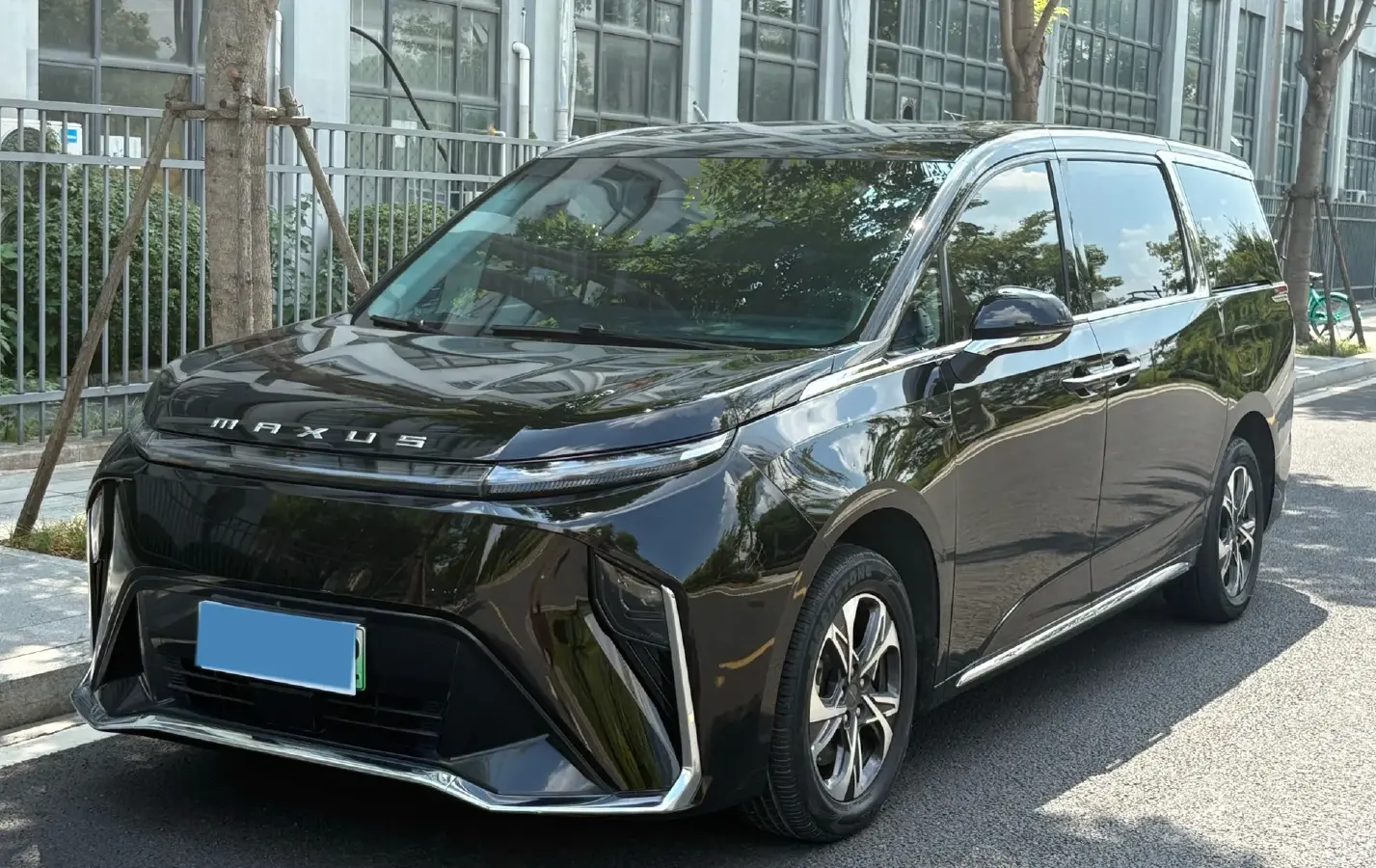 2024 MAXUS DaJia 9 BEV 90KWH