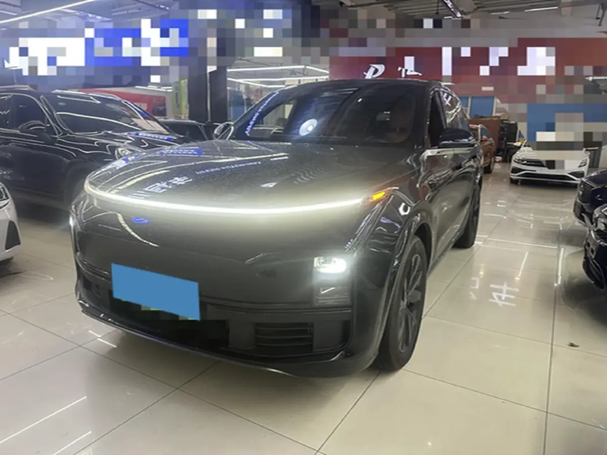 2023 Li L8 Range Extended 154HP REEV 40.9KWH