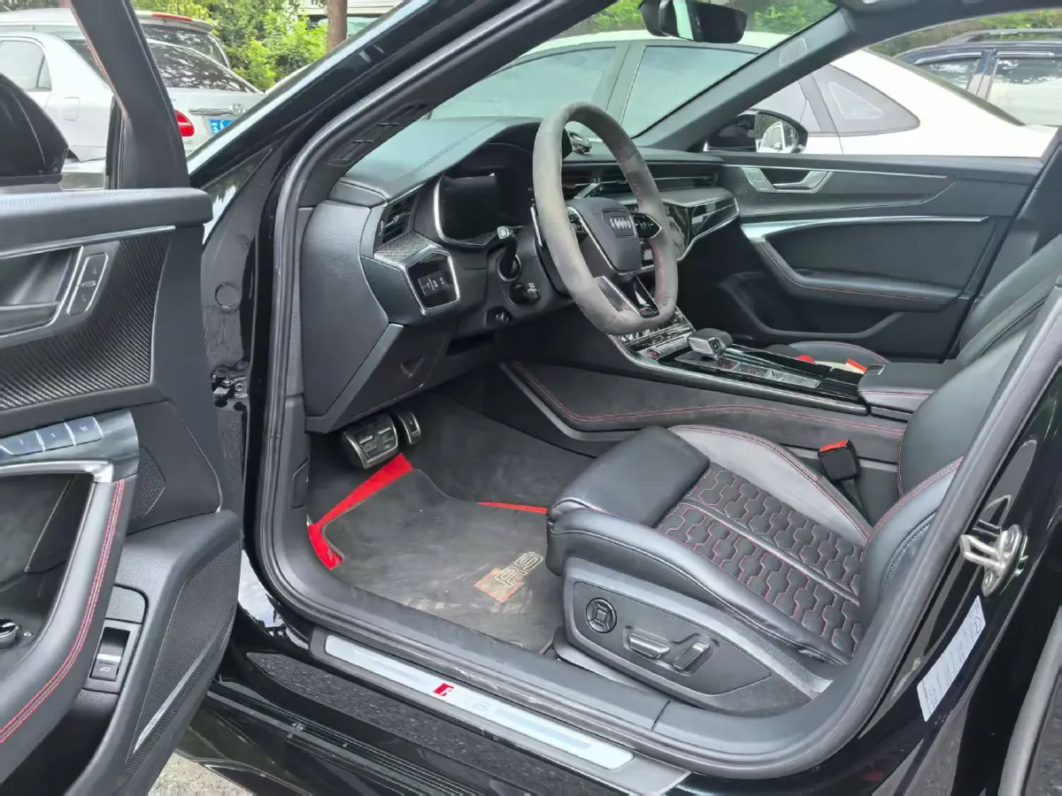 2022 Audi RS 6 4.0T 600HP V8 8AT,autocango,china used car exporter,china ev exporter,chinese used car exporter,chinese used ev exporter