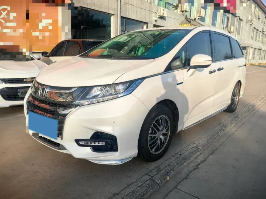 2021 Honda Odyssey 2.0L 146HP L4 E-CVT Hybrid