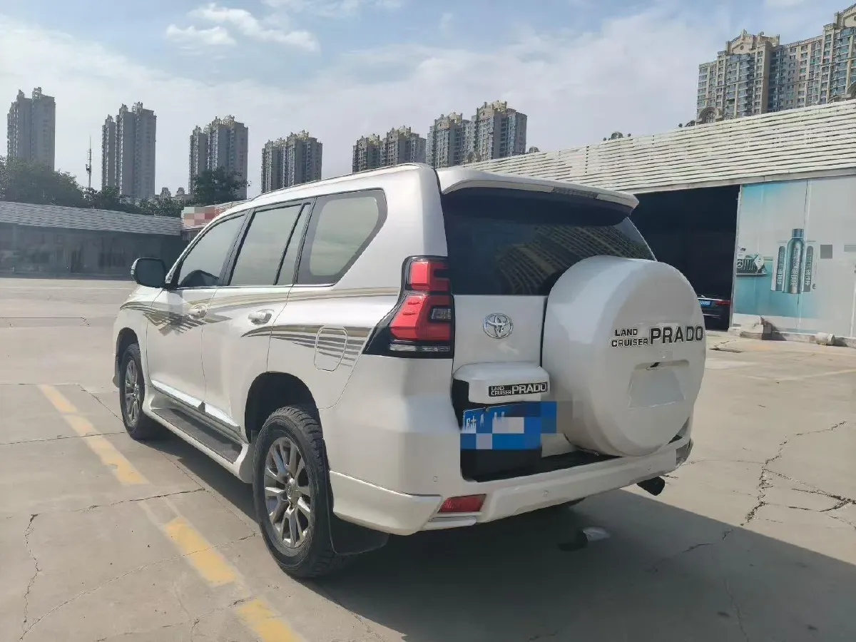 2020 Toyota Yaris 1.6T 261HP L3 6MT,autocango,china used car exporter,china ev exporter,chinese used car exporter,chinese used ev exporter