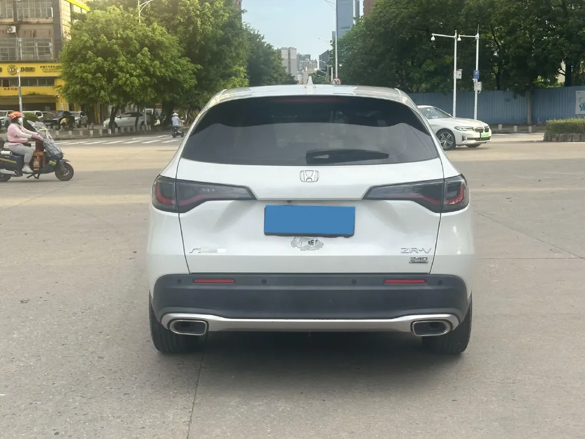 2022 Honda ZR-V 1.5T 182HP L4 CVT,autocango,china used car exporter,china ev exporter,chinese used car exporter,chinese used ev exporter