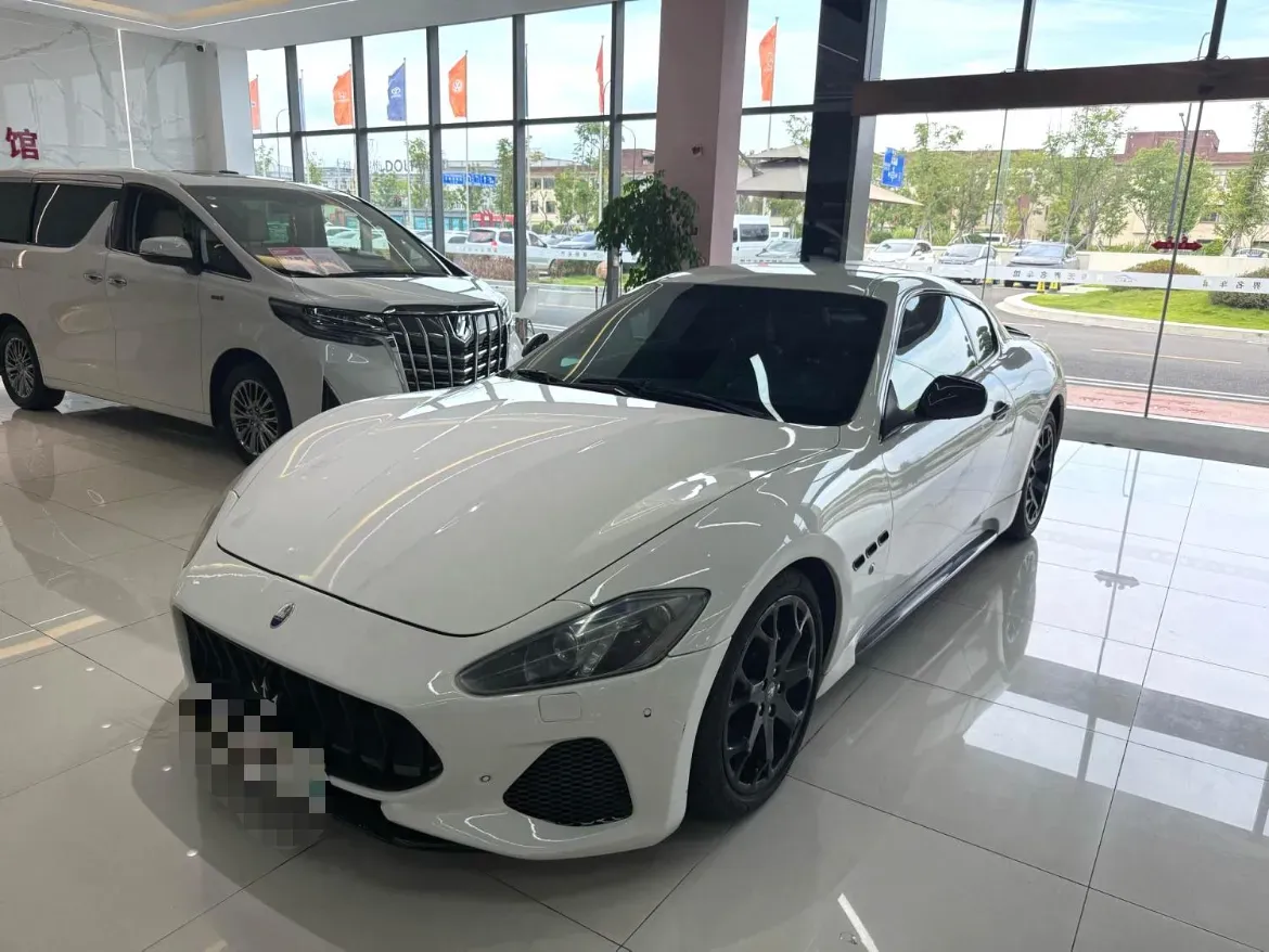 2007 Maserati GranTurismo 4.2L 405HP V8 6AT,autocango,china used car exporter,china ev exporter,chinese used car exporter,chinese used ev exporter