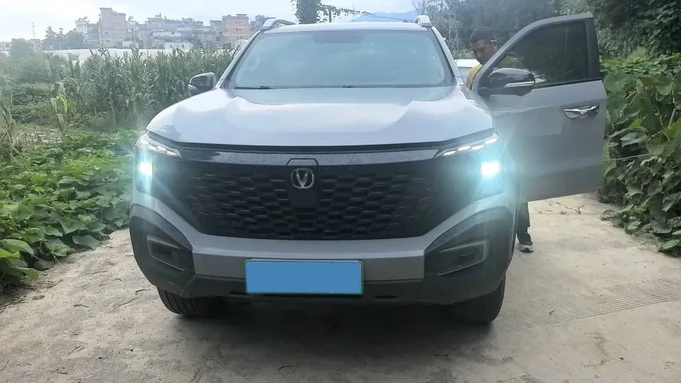 2024 ChangAn Hunter 2.0T 190HP L4 REEV 31.18KWH,autocango,china used car exporter,china ev exporter,chinese used car exporter,chinese used ev exporter