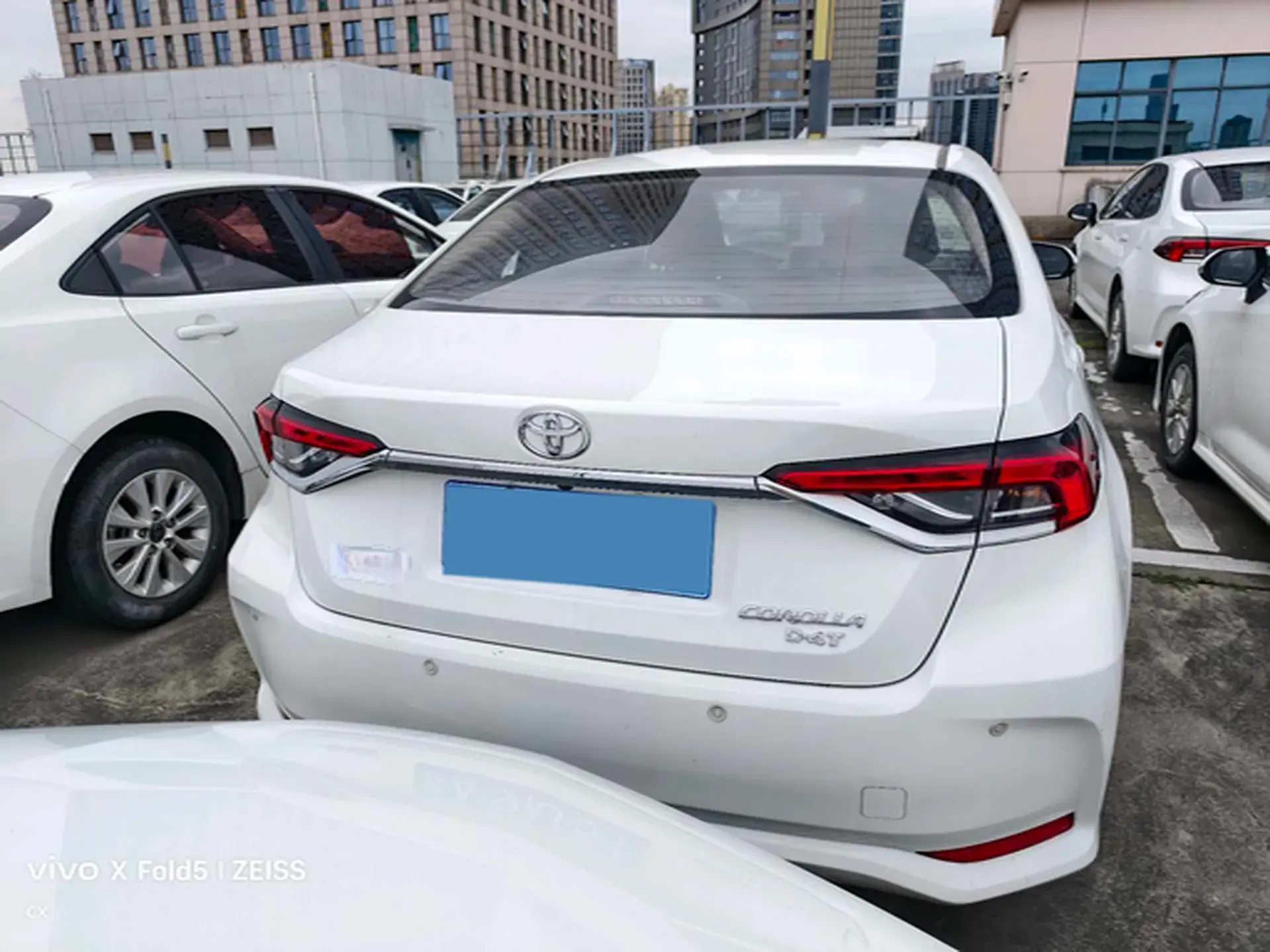 2023 TOYOTA COROLLA thumbnail 4