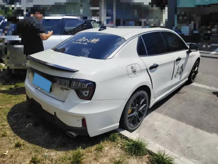 2021 LYNK&CO 03 New Energy 1.5T 180HP L3 7DCT PHEV 9.4KWH,autocango,china used car exporter,china ev exporter,chinese used car exporter,chinese used ev exporter