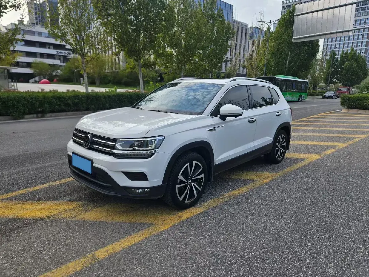 2021 Volkswagen Tharu 1.4T 150HP L4 7DCT