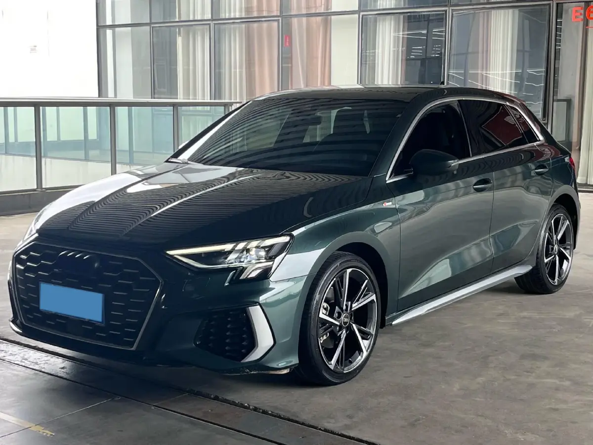 2022 Audi A3 1.4T 150HP L4 7DCT