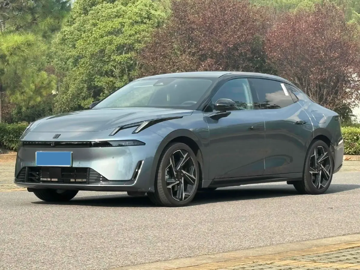 2024 LYNK&CO 07 EM-P 1.5T 163HP L4 3DHT PHEV 18.99KWH