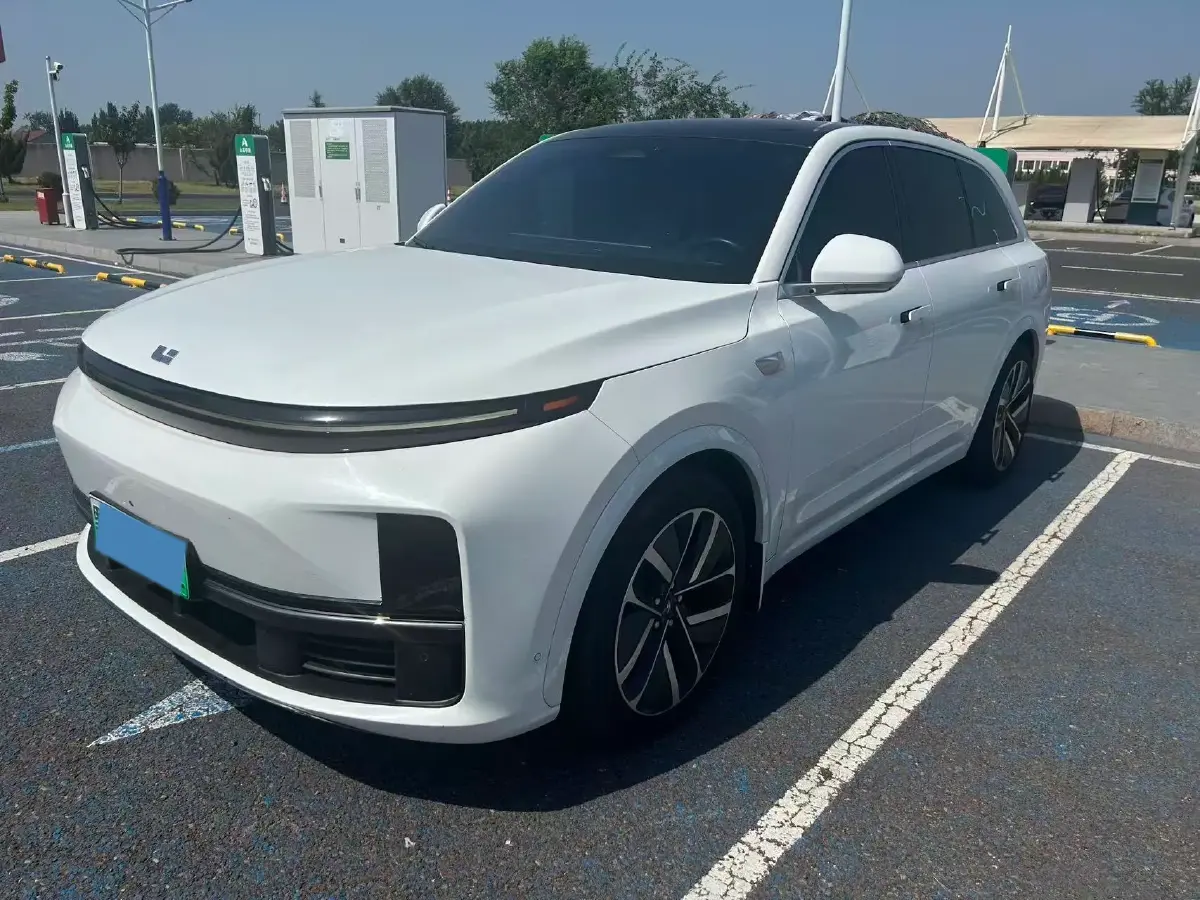 2023 Li L7 Range Extended 154HP REEV 40.9KWH