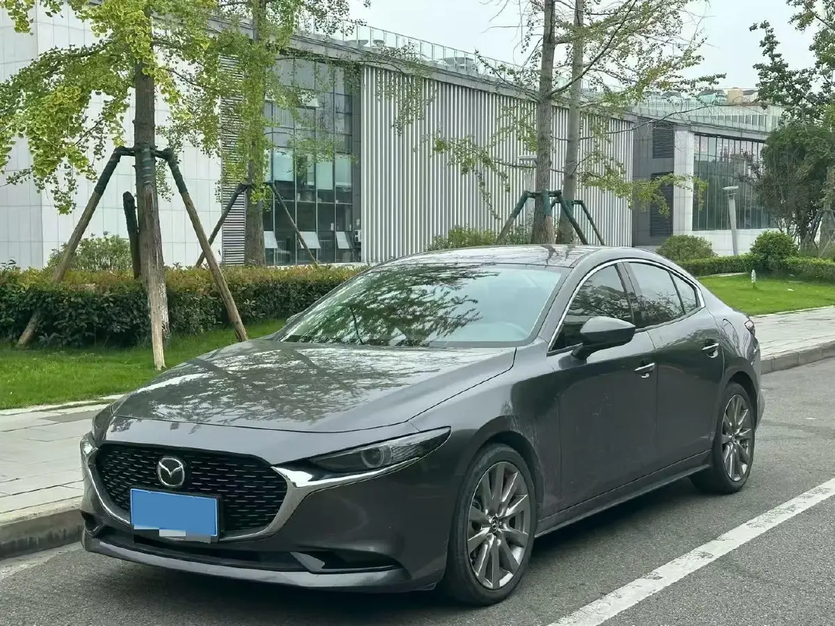 2020 Mazda 3 Axela 2.0L 158HP L4 6AT