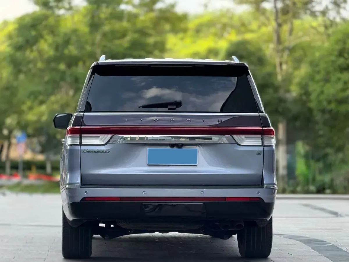 2022 Lincoln Navigator One 3.5T 415HP V6 10AT,autocango,china used car exporter,china ev exporter,chinese used car exporter,chinese used ev exporter