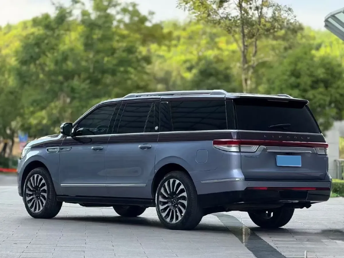 2022 Lincoln Navigator One 3.5T 415HP V6 10AT,autocango,china used car exporter,china ev exporter,chinese used car exporter,chinese used ev exporter