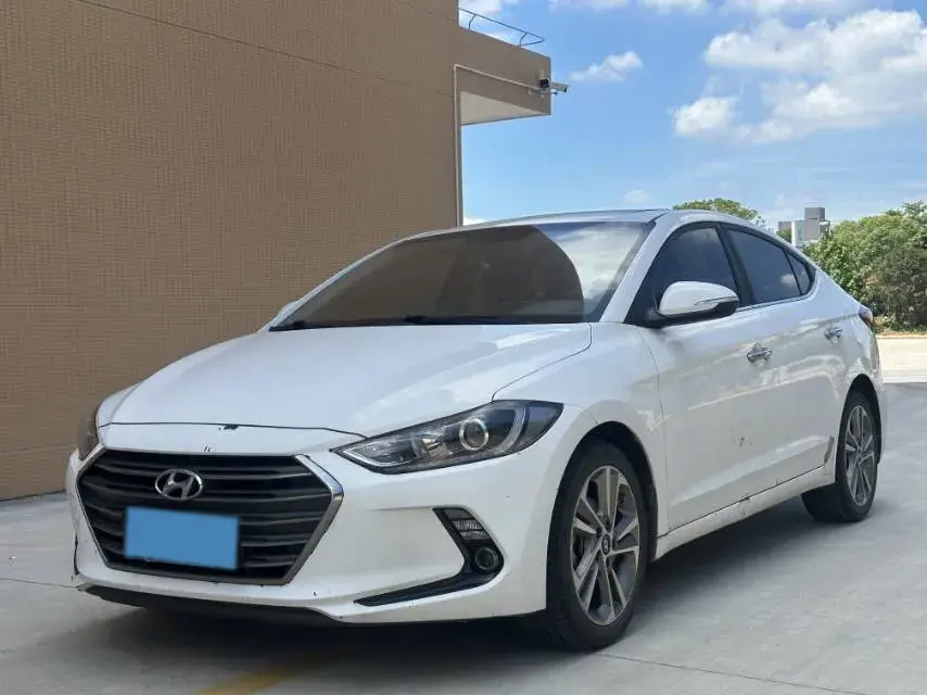 2016 Hyundai Elantra 1.6L 130HP L4 6AT