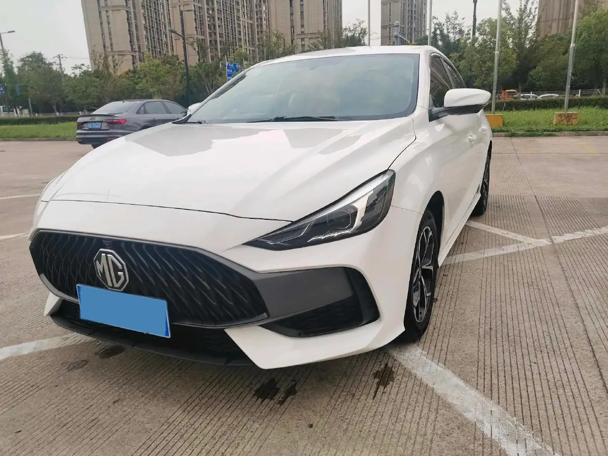 2023 MG 5 1.5L 129HP L4 CVT